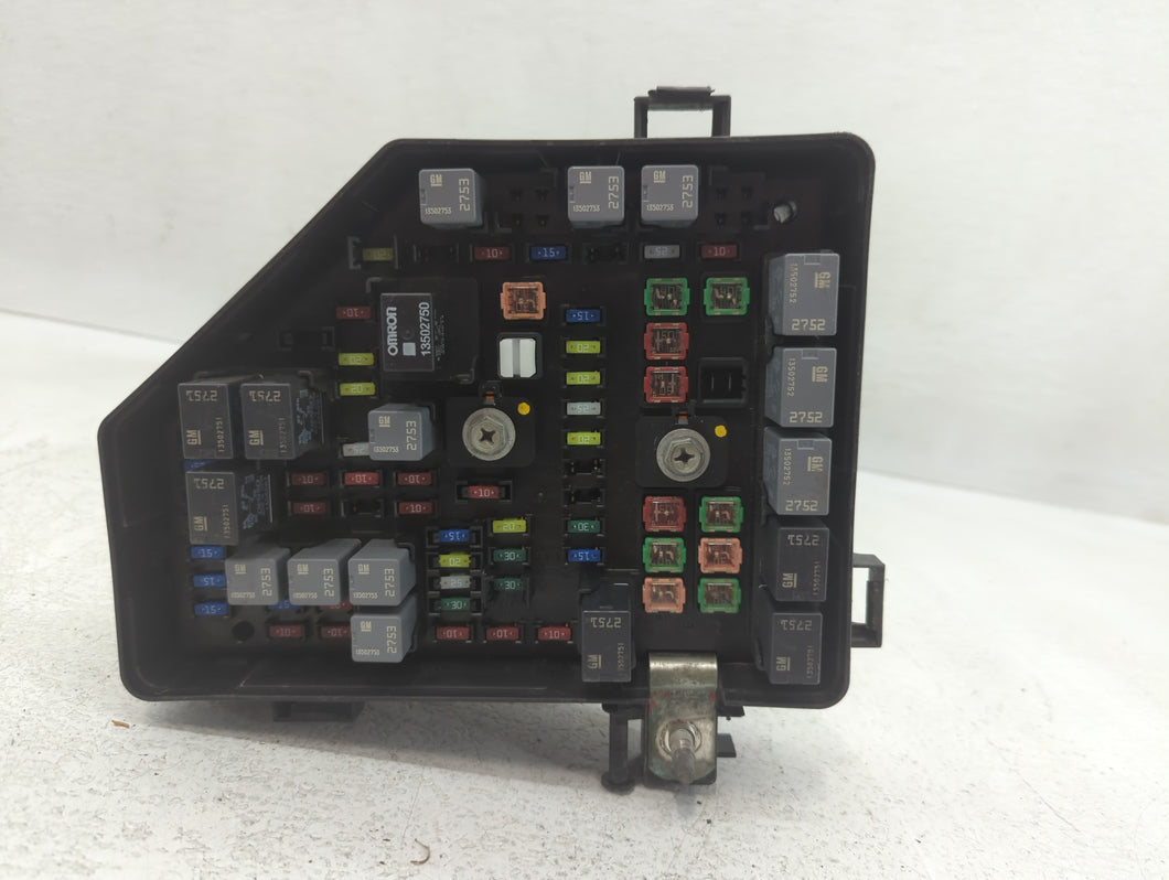 2015-2017 Buick Enclave Fusebox Fuse Box Panel Relay Module P/N:23436809 Fits Fits 2015 2016 2017 OEM Used Auto Parts