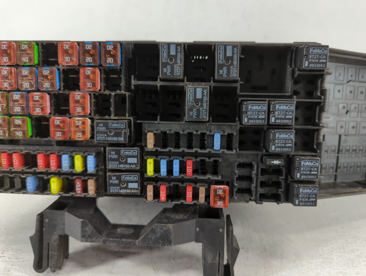 2013 Ford Explorer Fusebox Fuse Box Panel Relay Module P/N:BT4T-14A003-AA 09213 15418, CA1T-14290-FG Fits OEM Used Auto Parts - Oemusedautoparts1.com