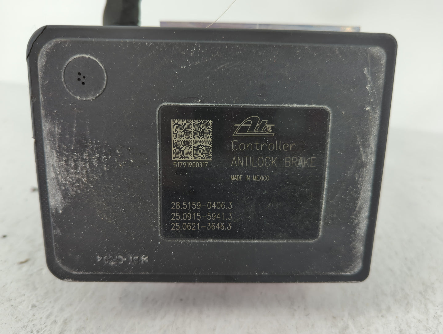 2018 Jeep Compass ABS Pump Control Module Replacement P/N:00534437320 P04726567AH Fits OEM Used Auto Parts - Oemusedautoparts1.com