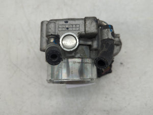 2015-2019 Hyundai Sonata Throttle Body P/N:0 280 750 618 35100-2G600 Fits Fits 2015 2016 2017 2018 2019 2020 2021 OEM Used Auto Parts