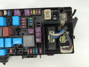 2005-2011 Toyota Tacoma Fusebox Fuse Box Panel Relay Module Fits Fits 2005 2006 2007 2008 2009 2010 2011 OEM Used Auto Parts