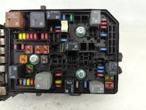 2018-2022 Chevrolet Equinox Fusebox Fuse Box Panel Relay Module P/N:23246682 Fits Fits 2018 2019 2020 2021 2022 OEM Used Auto Parts