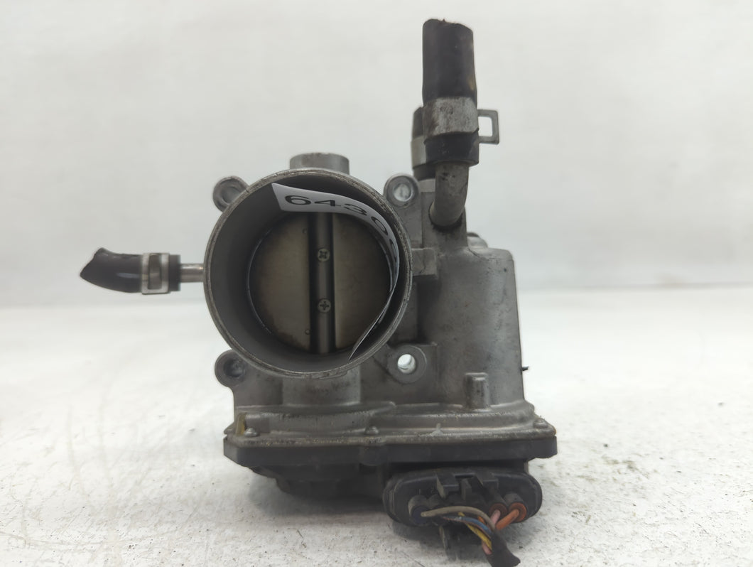 2012-2019 Kia Soul Throttle Body P/N:5302 11T13 35100-2B300 Fits Fits 2012 2013 2014 2015 2016 2017 2018 2019 OEM Used Auto Parts