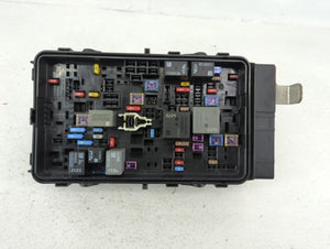 2018-2019 Chevrolet Malibu Fusebox Fuse Box Panel Relay Module P/N:84181106 Fits Fits 2018 2019 OEM Used Auto Parts