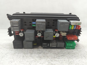 2000-2005 Buick Lesabre Fusebox Fuse Box Panel Relay Module P/N:12-1414-01 25773330 Fits Fits 2000 2001 2002 2003 2004 2005 OEM Used Auto Parts