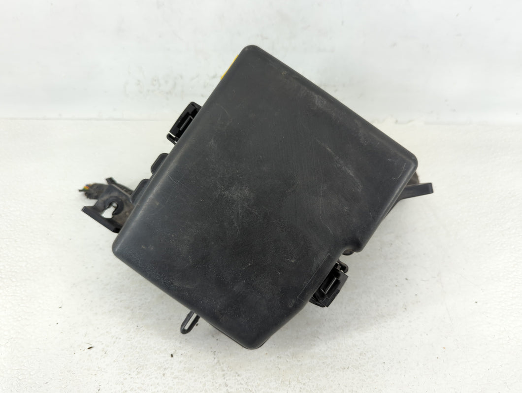 2014-2016 Kia Cadenza Fusebox Fuse Box Panel Relay Module P/N:91275-3R012 Fits Fits 2014 2015 2016 OEM Used Auto Parts