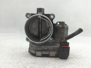 2012-2013 Ford Focus Throttle Body P/N:DS7E-9F991-BB Fits Fits 2012 2013 2014 2015 2016 2017 OEM Used Auto Parts