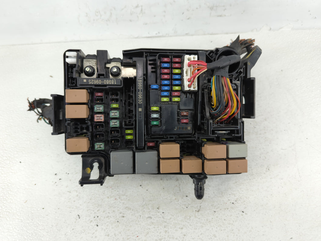 2018 Hyundai Elantra Fusebox Fuse Box Panel Relay Module P/N:1707200437 VS91200F3365AA Fits OEM Used Auto Parts