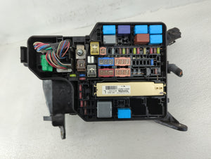 2011-2016 Toyota Sienna Fusebox Fuse Box Panel Relay Module P/N:82672-08120 Fits Fits 2011 2012 2013 2014 2015 2016 OEM Used Auto Parts