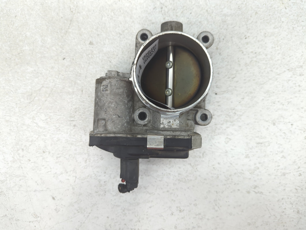 2012-2015 Chevrolet Captiva Sport Throttle Body P/N:12632101CA Fits Fits 2012 2013 2014 2015 OEM Used Auto Parts