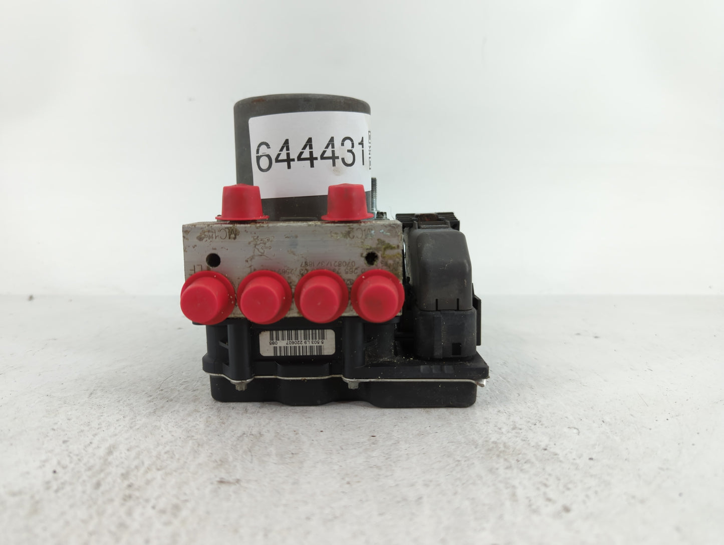 2008 Saturn Outlook ABS Pump Control Module Replacement P/N:25821433 0 265 235 063 03 Fits OEM Used Auto Parts - Oemusedautoparts1.com