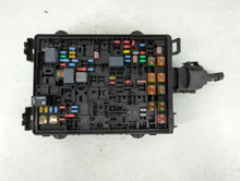 2018 Chevrolet Suburban 1500 Fusebox Fuse Box Panel Relay Module P/N:84114437 Fits Fits 2015 2016 2017 2019 2020 OEM Used Auto Parts