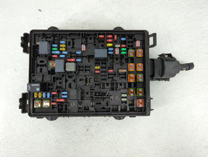 2018 Chevrolet Suburban 1500 Fusebox Fuse Box Panel Relay Module P/N:84114437 Fits Fits 2015 2016 2017 2019 2020 OEM Used Auto Parts