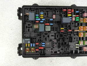 2018 Chevrolet Suburban 1500 Fusebox Fuse Box Panel Relay Module P/N:84114437 Fits Fits 2015 2016 2017 2019 2020 OEM Used Auto Parts