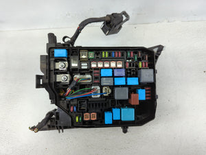 2014-2019 Toyota Corolla Fusebox Fuse Box Panel Relay Module P/N:82662-02661 Fits Fits 2014 2015 2016 2017 2018 2019 OEM Used Auto Parts