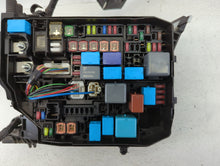 2014-2019 Toyota Corolla Fusebox Fuse Box Panel Relay Module P/N:82662-02661 Fits Fits 2014 2015 2016 2017 2018 2019 OEM Used Auto Parts