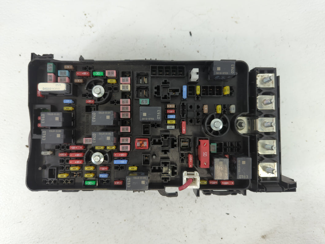 2019 Jeep Cherokee Fusebox Fuse Box Panel Relay Module P/N:68351950AC-A Fits OEM Used Auto Parts