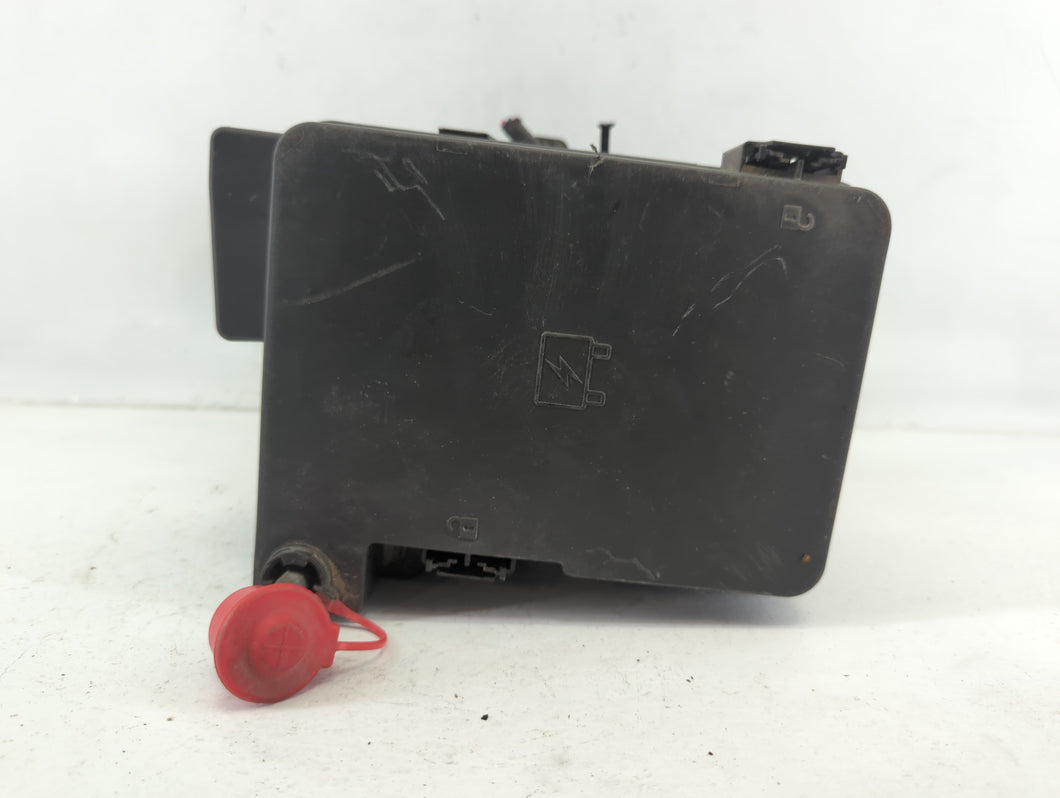 2016 Chevrolet Equinox Fusebox Fuse Box Panel Relay Module P/N:84080470 01 23404556 Fits OEM Used Auto Parts