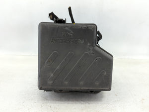 2010-2012 Hyundai Santa Fe Fusebox Fuse Box Panel Relay Module P/N:911152B050 Fits Fits 2010 2011 2012 OEM Used Auto Parts