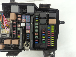 2020-2022 Kia Telluride Fusebox Fuse Box Panel Relay Module P/N:91211S9020 Fits Fits 2020 2021 2022 OEM Used Auto Parts