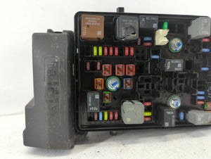 2018-2022 Chevrolet Equinox Fusebox Fuse Box Panel Relay Module P/N:84582317 812461952 Fits Fits 2018 2019 2020 2021 2022 OEM Used Auto Parts