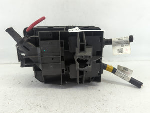 2013-2014 Buick Encore Fusebox Fuse Box Panel Relay Module P/N:0001153 30959L 95131331 Fits Fits 2013 2014 OEM Used Auto Parts