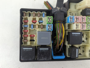 2017 Ford Escape Fusebox Fuse Box Panel Relay Module P/N:E00027328 AV6T-14A142-AB Fits OEM Used Auto Parts