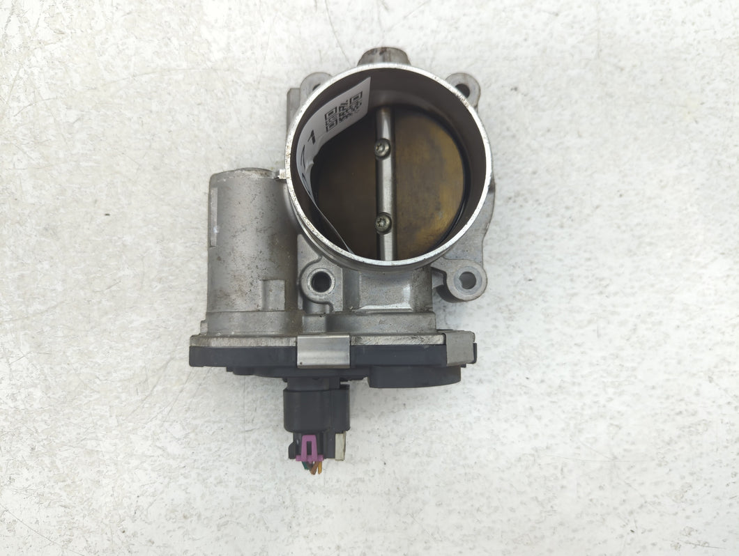 2011 Chevrolet Traverse Throttle Body P/N:995AA Fits Fits 2007 2008 2009 2010 OEM Used Auto Parts