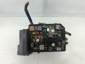 2018-2022 Chevrolet Equinox Fusebox Fuse Box Panel Relay Module P/N:23246682 Fits Fits 2018 2019 2020 2021 2022 OEM Used Auto Parts