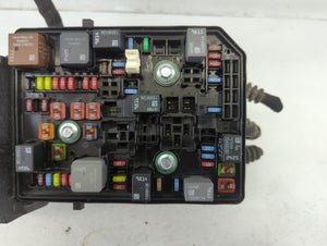 2018-2022 Chevrolet Equinox Fusebox Fuse Box Panel Relay Module P/N:23246682 Fits Fits 2018 2019 2020 2021 2022 OEM Used Auto Parts