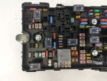 2020-2021 Chrysler Pacifica Fusebox Fuse Box Panel Relay Module P/N:6356-5509 Fits Fits 2020 2021 OEM Used Auto Parts