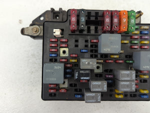 2000 Chevrolet S10 Blazer Fusebox Fuse Box Panel Relay Module P/N:15328840 Fits Fits 2001 2002 2003 2004 2005 OEM Used Auto Parts