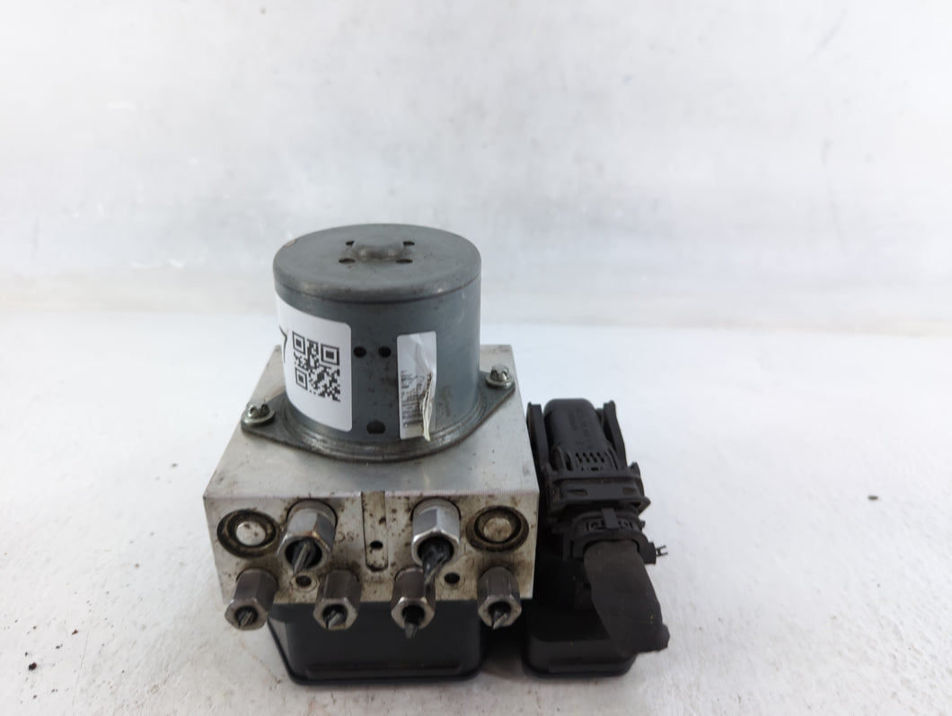 2014-2016 Kia Forte ABS Pump Control Module Replacement P/N:04779976AI Fits Fits 2014 2015 2016 OEM Used Auto Parts