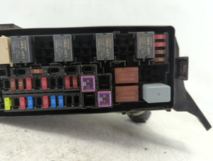 2016-2018 Honda Hr-V Fusebox Fuse Box Panel Relay Module P/N:4063 Y-1 1 Fits Fits 2016 2017 2018 OEM Used Auto Parts