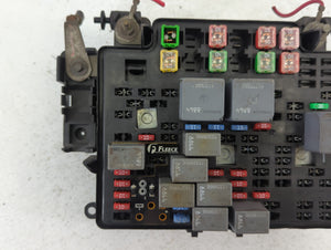 2003-2006 Chevrolet Suburban 1500 Fusebox Fuse Box Panel Relay Module P/N:15115615-02 Fits Fits 2003 2004 2005 2006 OEM Used Auto Parts