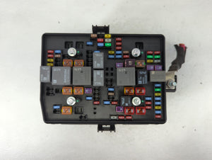 2019-2021 Chevrolet Silverado 1500 Fusebox Fuse Box Panel Relay Module P/N:84518644_01 Fits Fits 2019 2020 2021 OEM Used Auto Parts