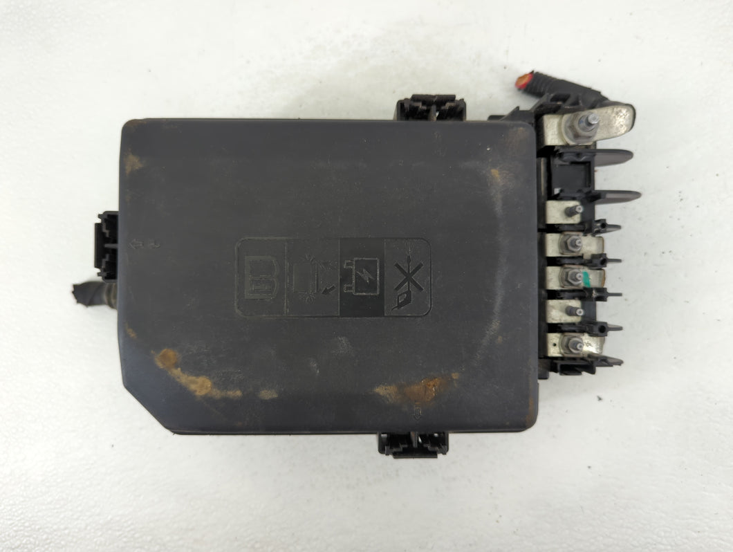 2016-2020 Buick Envision Fusebox Fuse Box Panel Relay Module P/N:84423753 Fits Fits 2016 2017 2018 2019 2020 OEM Used Auto Parts