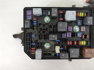 2016-2020 Buick Envision Fusebox Fuse Box Panel Relay Module P/N:84423753 Fits Fits 2016 2017 2018 2019 2020 OEM Used Auto Parts