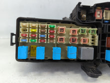 2004-2006 Lexus Es330 Fusebox Fuse Box Panel Relay Module P/N:0827041 Fits Fits 2004 2005 2006 OEM Used Auto Parts