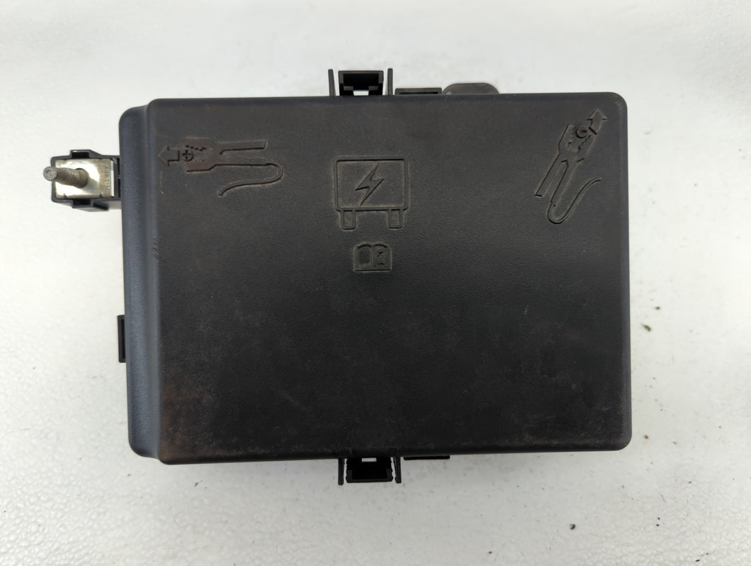 2004-2008 Toyota Corolla Fusebox Fuse Box Panel Relay Module P/N:P68384421AC Fits Fits 2004 2005 2006 2007 2008 OEM Used Auto Parts