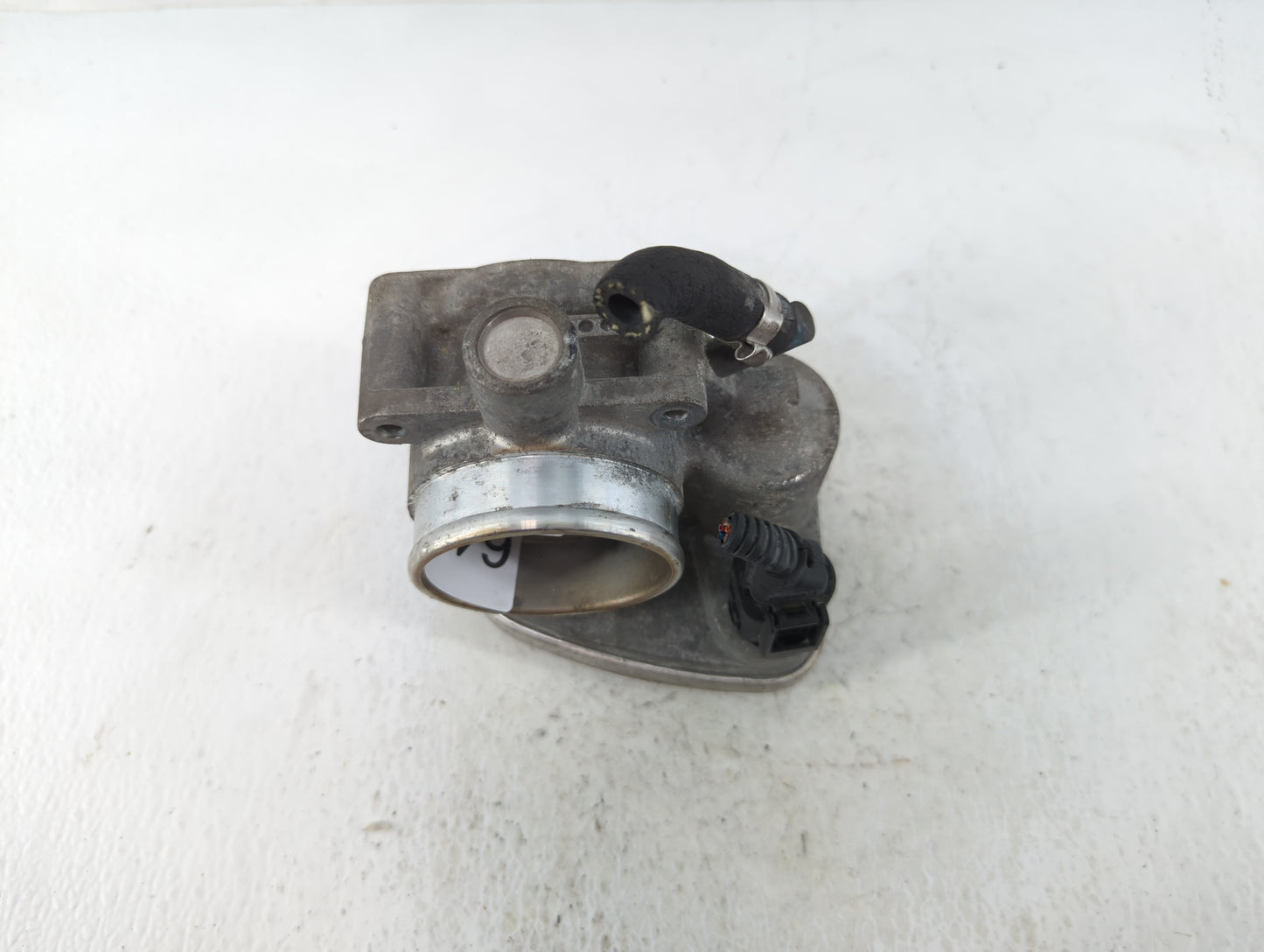 2005 Mini Cooper Throttle Body P/N:1354 1503 358-03 Fits OEM Used Auto Parts - Oemusedautoparts1.com