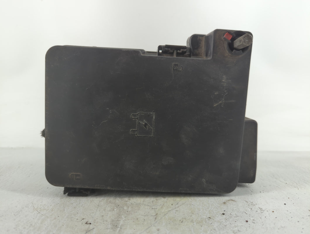 2013-2016 Chevrolet Equinox Fusebox Fuse Box Panel Relay Module P/N:22929763_01 Fits Fits 2013 2014 2015 2016 OEM Used Auto Parts