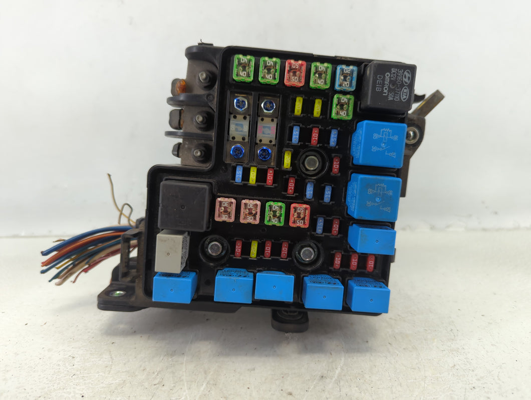 2007-2009 Hyundai Elantra Fusebox Fuse Box Panel Relay Module P/N:91950-2H020 Fits Fits 2007 2008 2009 OEM Used Auto Parts