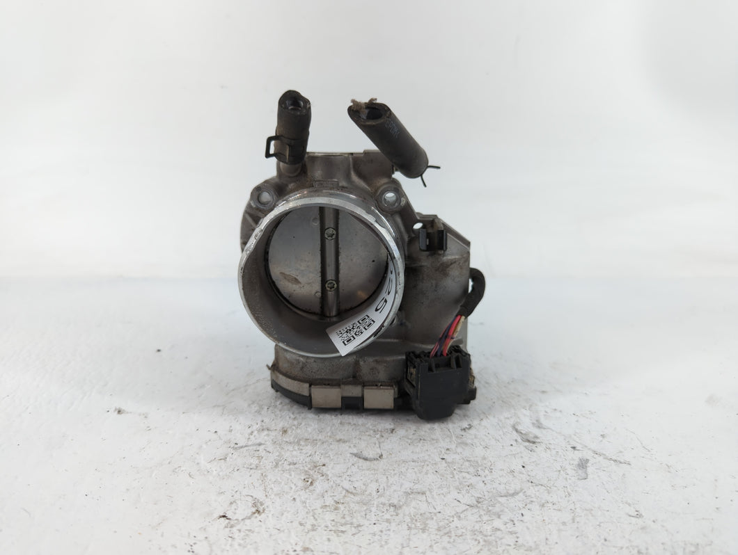 2011-2014 Hyundai Sonata Throttle Body P/N:35100-2G700 Fits Fits 2011 2012 2013 2014 2015 2016 OEM Used Auto Parts