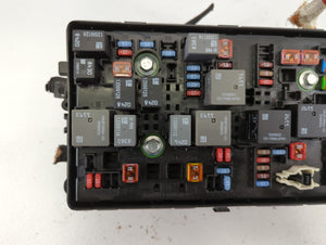 2015-2016 Chevrolet Cruze Fusebox Fuse Box Panel Relay Module P/N:94552220_01 Fits Fits 2015 2016 OEM Used Auto Parts