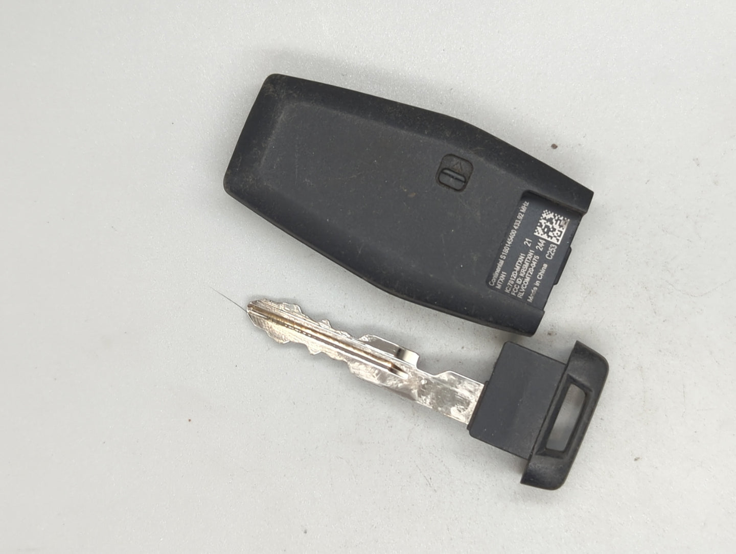 Mitsubishi Outlander Keyless Entry Remote Fob KR5MTXN1 S180145400 3 buttons - Oemusedautoparts1.com