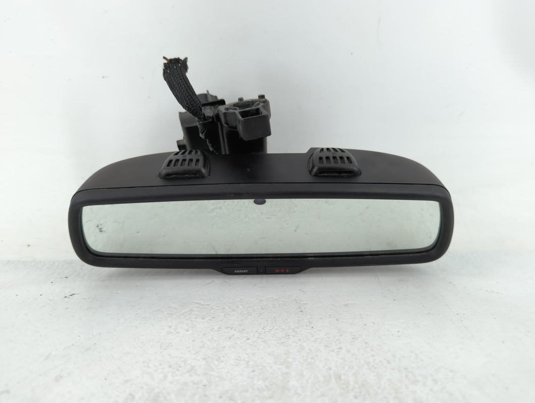 2014 Dodge Ram 1500 Interior Rear View Mirror Replacement OEM P/N:E11028005 Fits Fits 2013 2015 2016 OEM Used Auto Parts