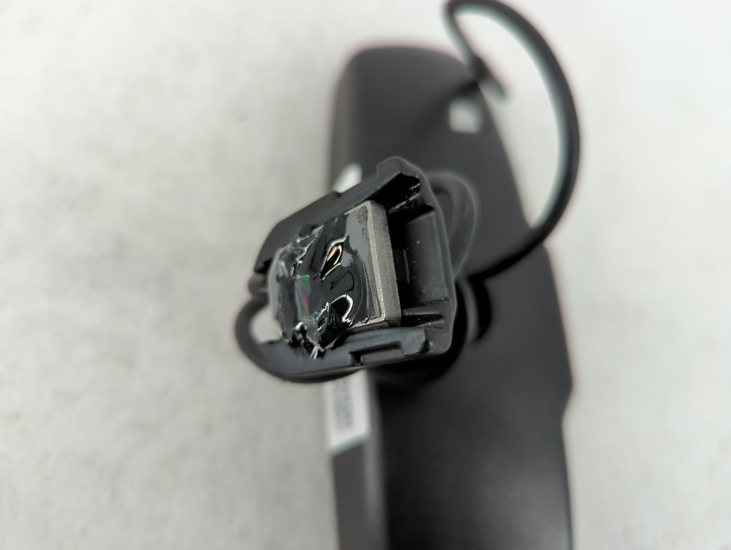 2017-2020 Honda Ridgeline Interior Rear View Mirror Replacement OEM P/N:R-20150318030 Fits Fits 2017 2018 2019 2020 OEM Used Auto Parts - Oemusedautoparts1.com