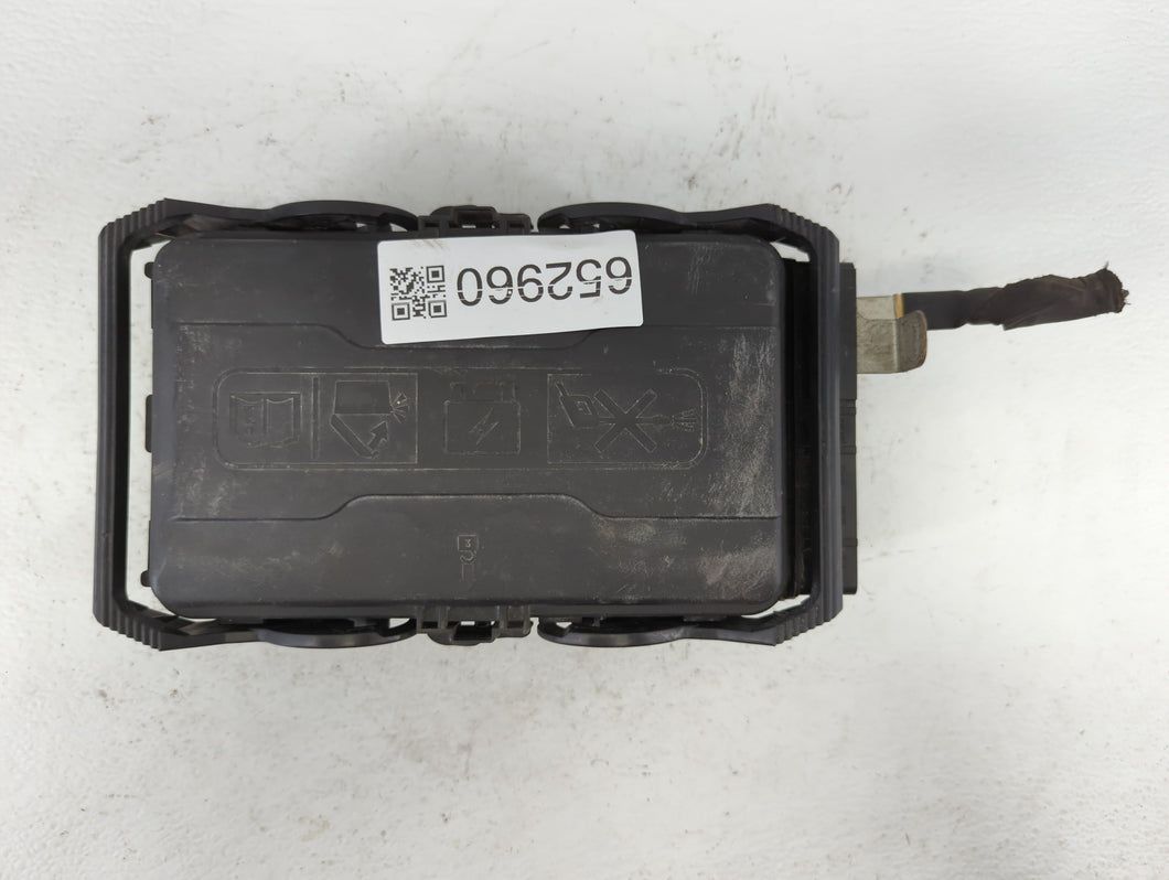 2018-2019 Chevrolet Malibu Fusebox Fuse Box Panel Relay Module P/N:84181107_03 Fits Fits 2018 2019 OEM Used Auto Parts