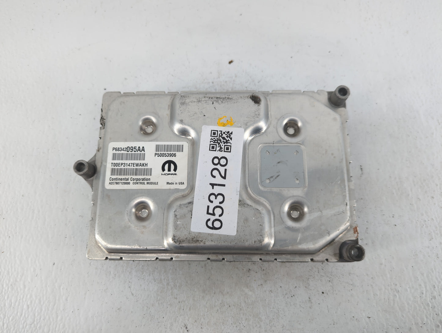 2018 Jeep Compass PCM Engine Control Computer ECU ECM PCU OEM P/N:P68342095AA Fits OEM Used Auto Parts - Oemusedautoparts1.com